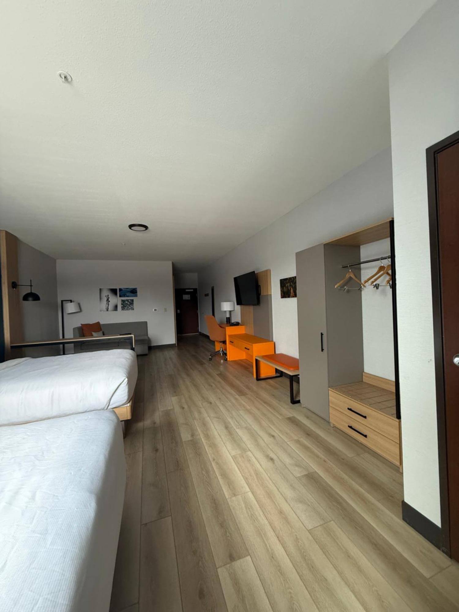 Comfort Suites Cheyenne Esterno foto